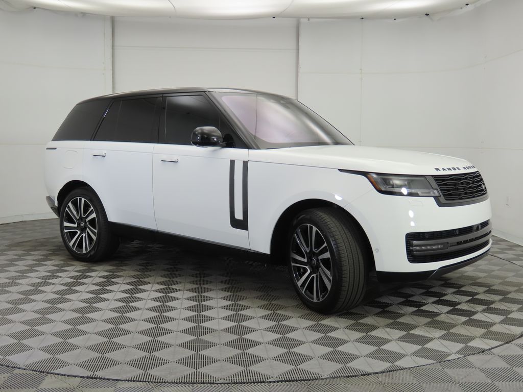 Thumbnail: 2023 Land Rover Range Rover - 3