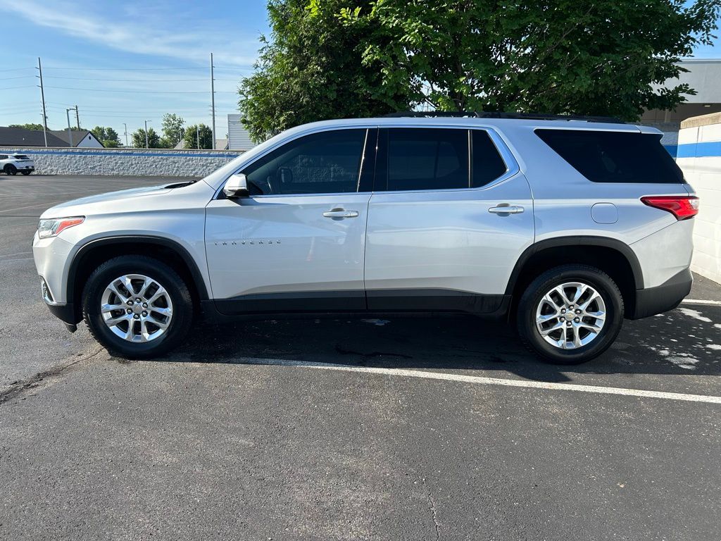 Thumbnail: 2019 Chevrolet Traverse - 2