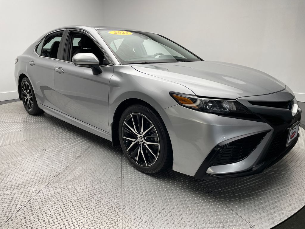 Thumbnail: 2023 Toyota Camry - 3