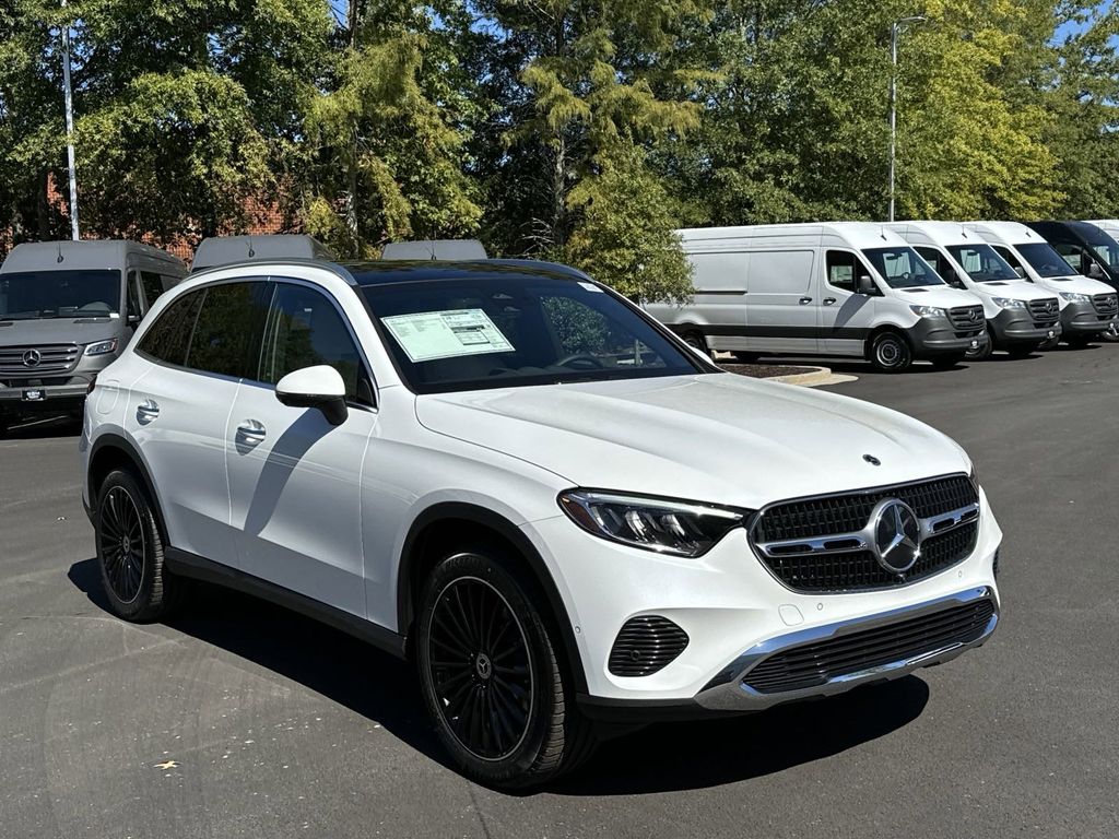 2025 Mercedes-Benz GLC GLC 300 2