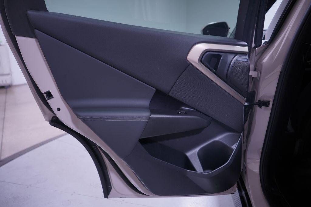 Thumbnail: 2025 BMW X3 - 14