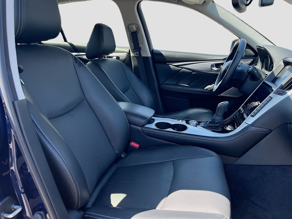 Used 2024 Blue INFINITI LUXE image 29