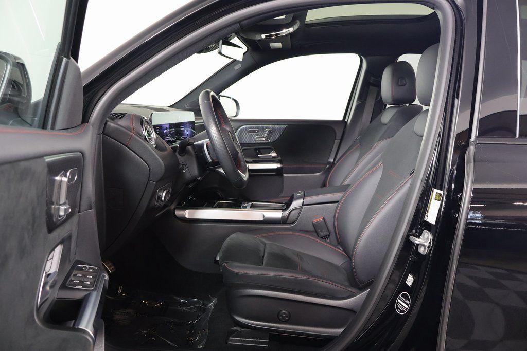 2024 Mercedes-Benz EQB 250+ 10