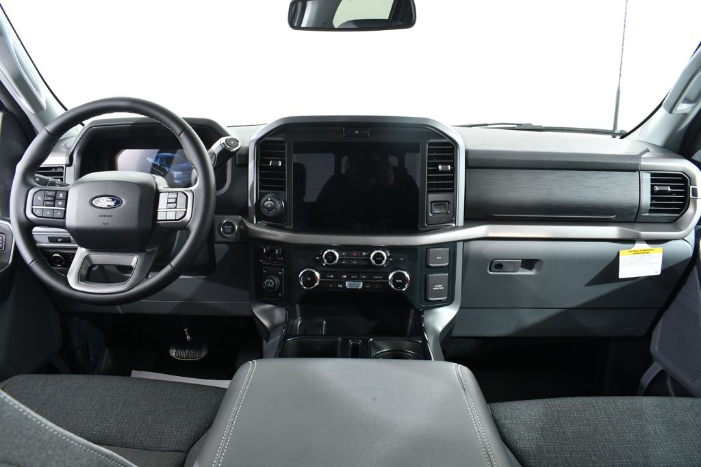 New 2026 Silver Ford XLT image 7