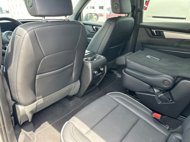 Used 2025 Buick Enclave SUV