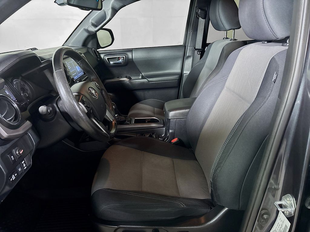 2021 Toyota Tacoma TRD Sport
