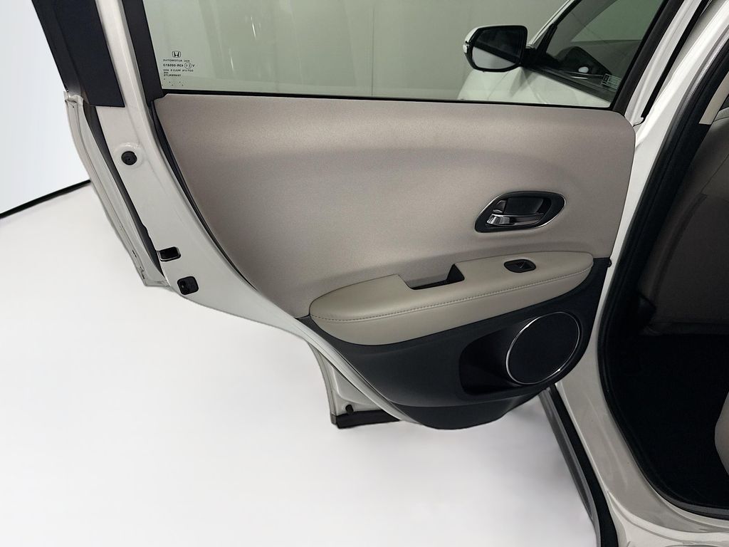 Thumbnail: 2018 Honda HR-V - 26