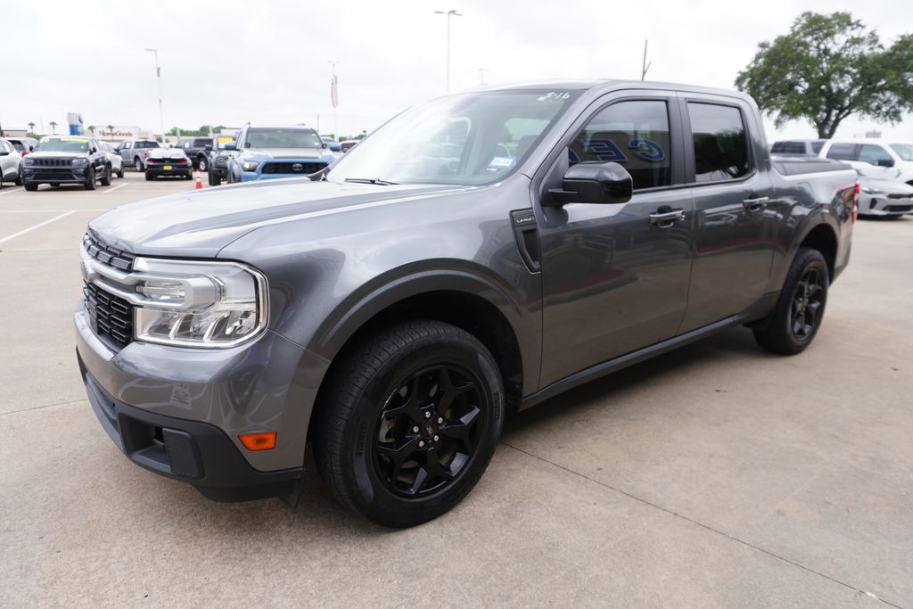 View vehicle photo 3