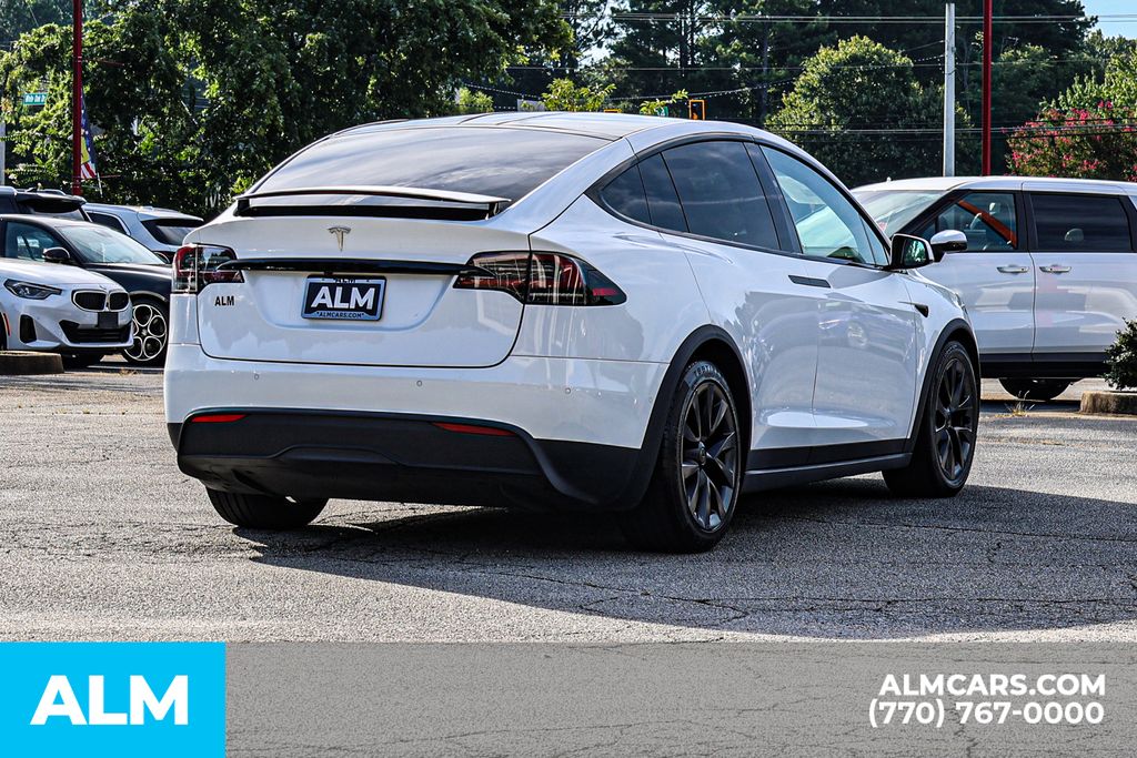Used 2023 White Tesla Standard Range image 8