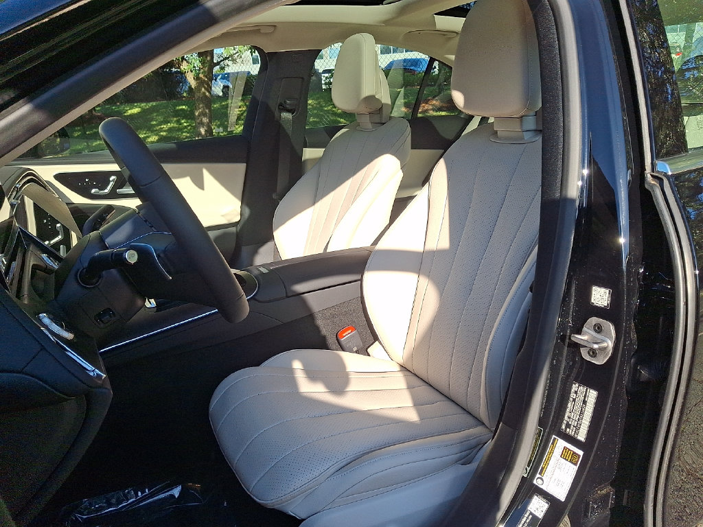 Thumbnail: 2026 Mercedes-Benz E-Class - 13