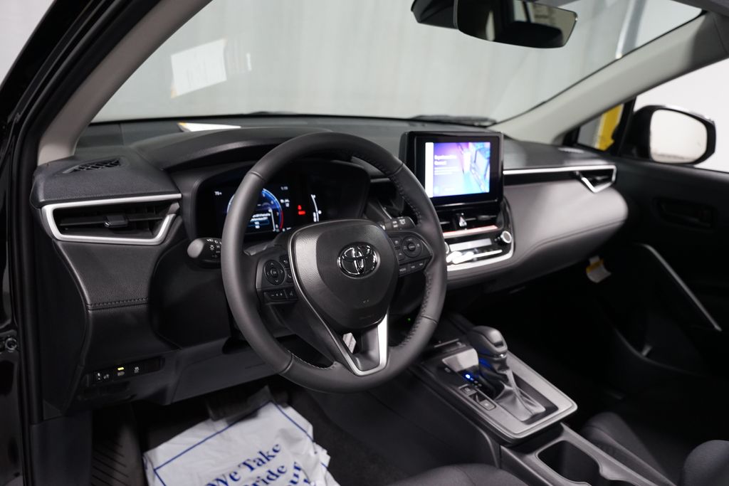 Thumbnail: 2026 Toyota Corolla Cross - 11