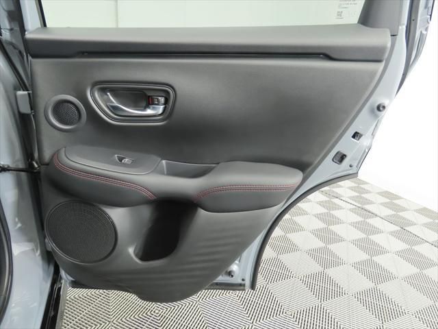 Thumbnail: 2025 Acura ADX - 28