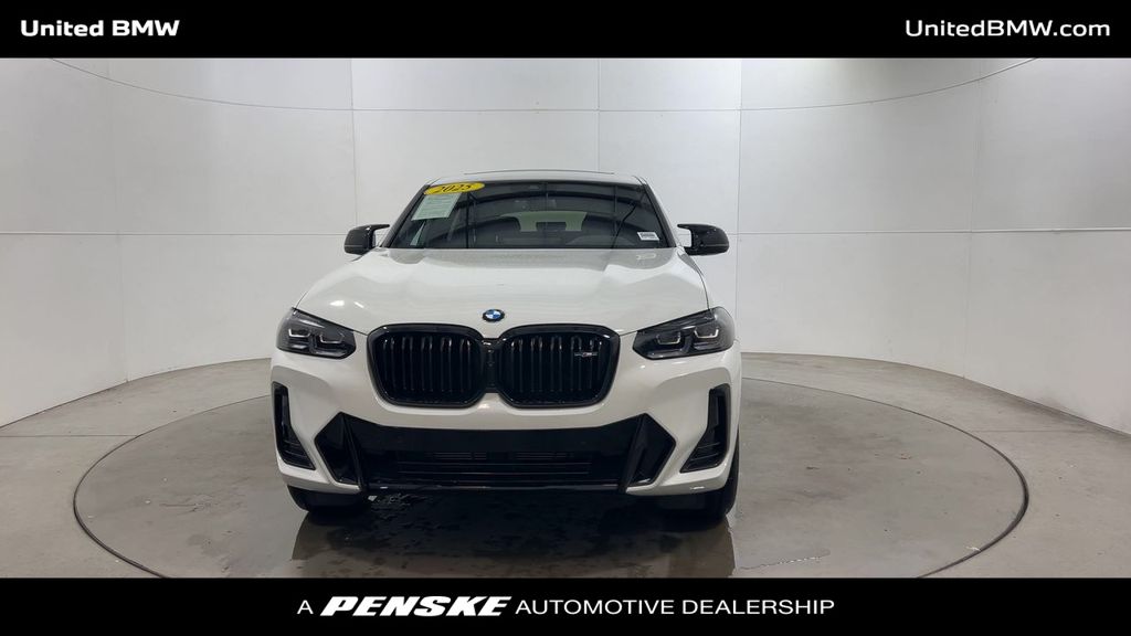 Thumbnail: 2025 BMW X4 - 3
