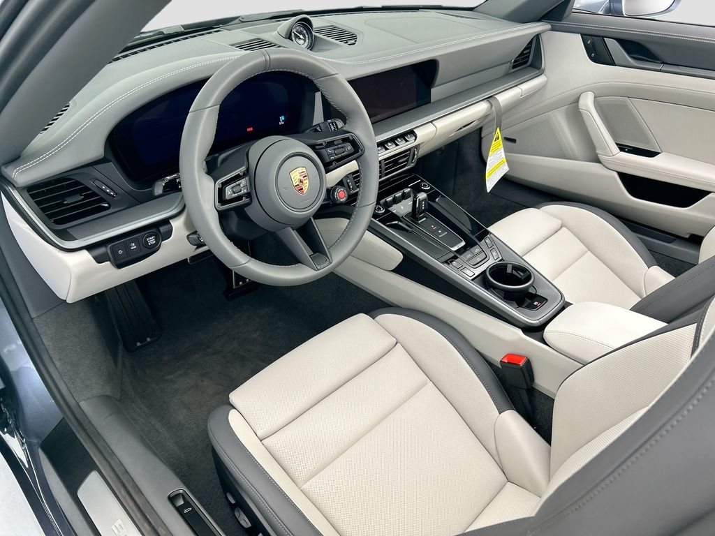 Thumbnail: 2026 Porsche 911 - 4