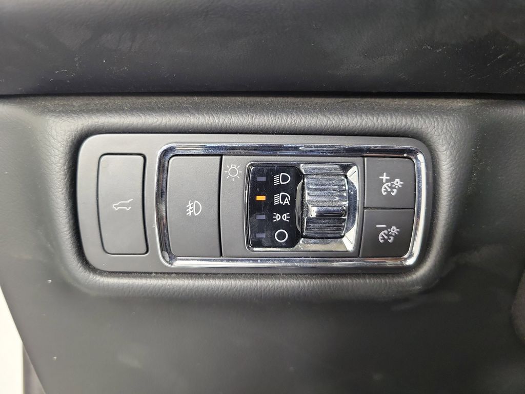 2021 Lincoln Aviator Reserve White at Bayshore Chrysler Jeep Dodge Ram