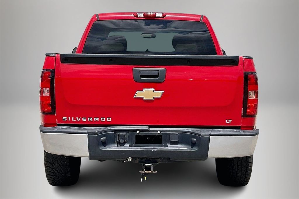 Used 2007 Chevrolet Silverado 1500 LT 4D Crew Cab