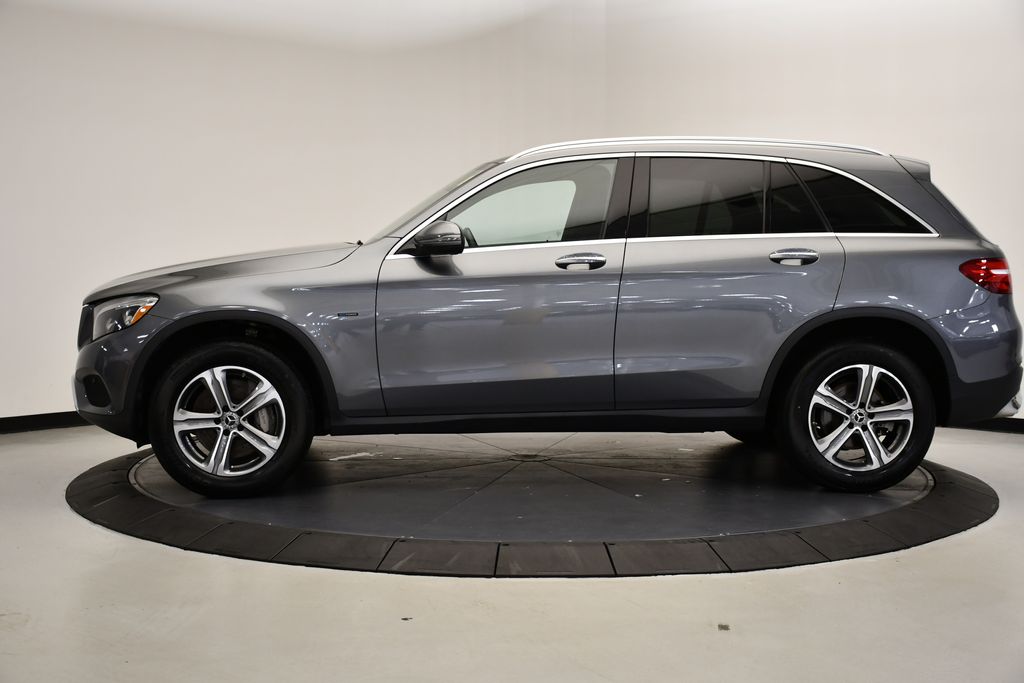 Thumbnail: 2019 Mercedes-Benz GLC - 2