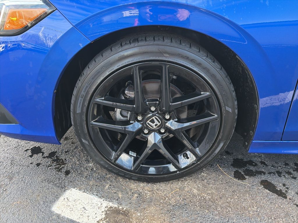 Thumbnail: 2023 Honda Civic - 10