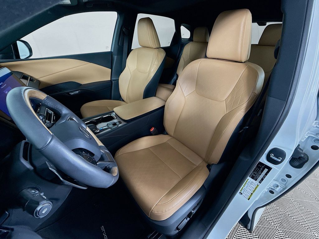 Thumbnail: 2024 Lexus RX - 21