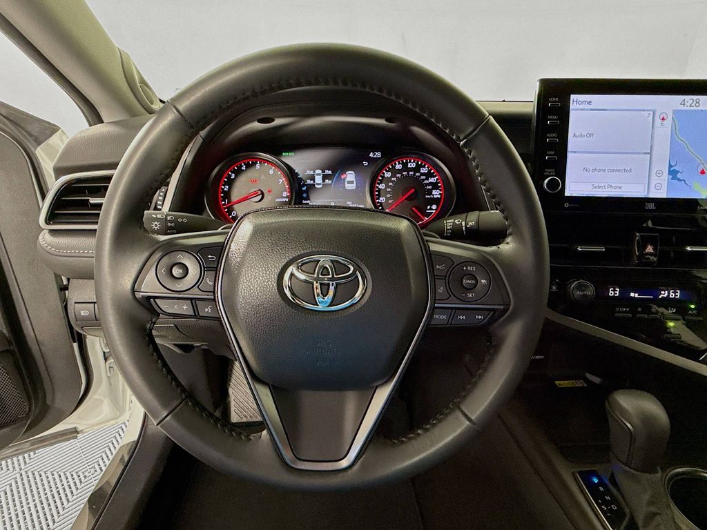 Thumbnail: 2024 Toyota Camry - 11