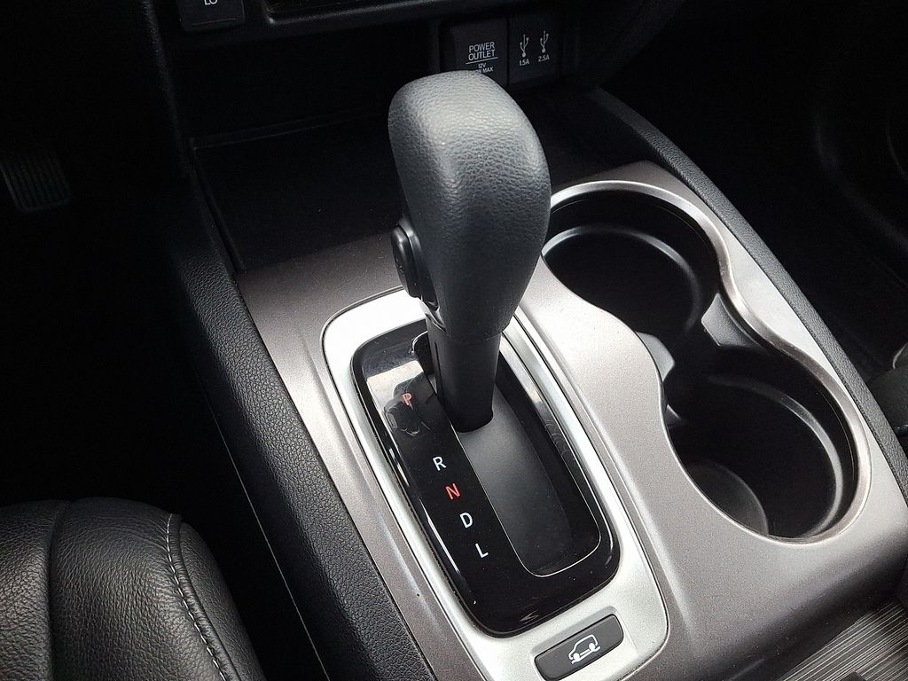 Thumbnail: 2016 Honda Pilot - 16