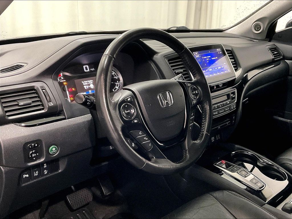 2016 Honda Pilot — photo 8