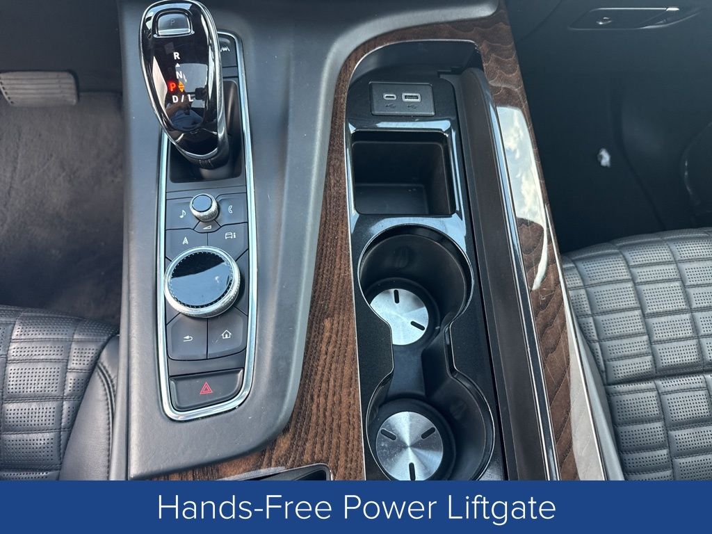 2023 Cadillac Escalade 4WD Premium Luxury Platinum