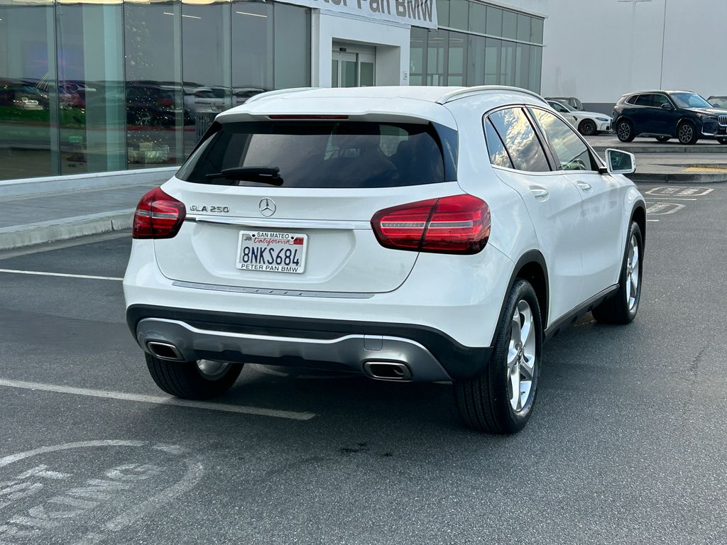 Thumbnail: 2020 Mercedes-Benz GLA - 5