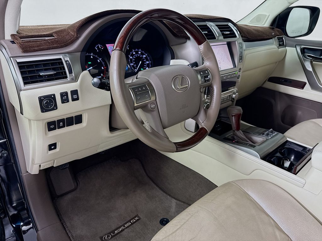 Thumbnail: 2014 Lexus GX - 9