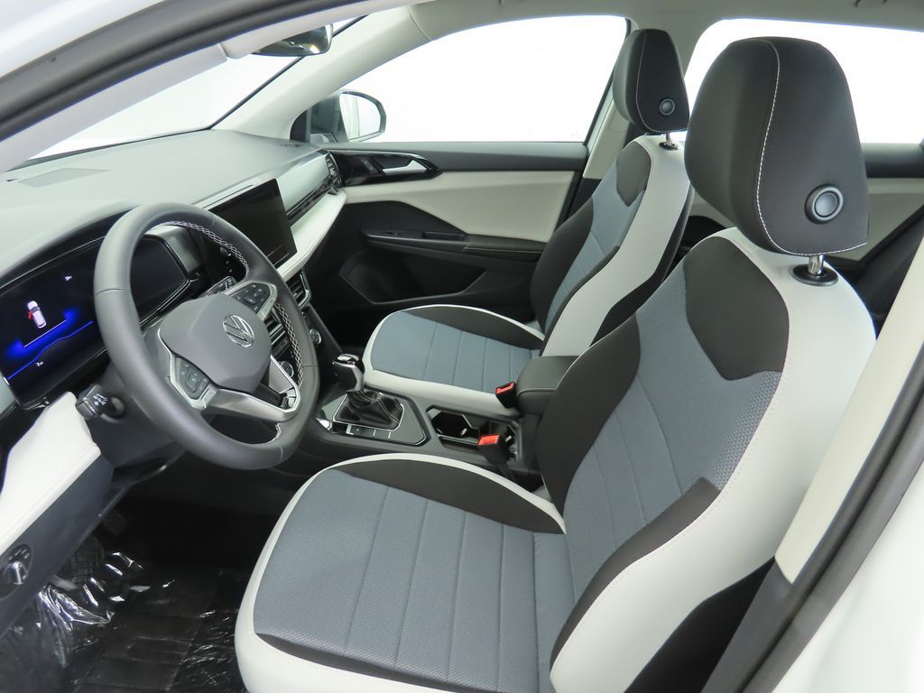 Thumbnail: 2026 Volkswagen Taos - 17