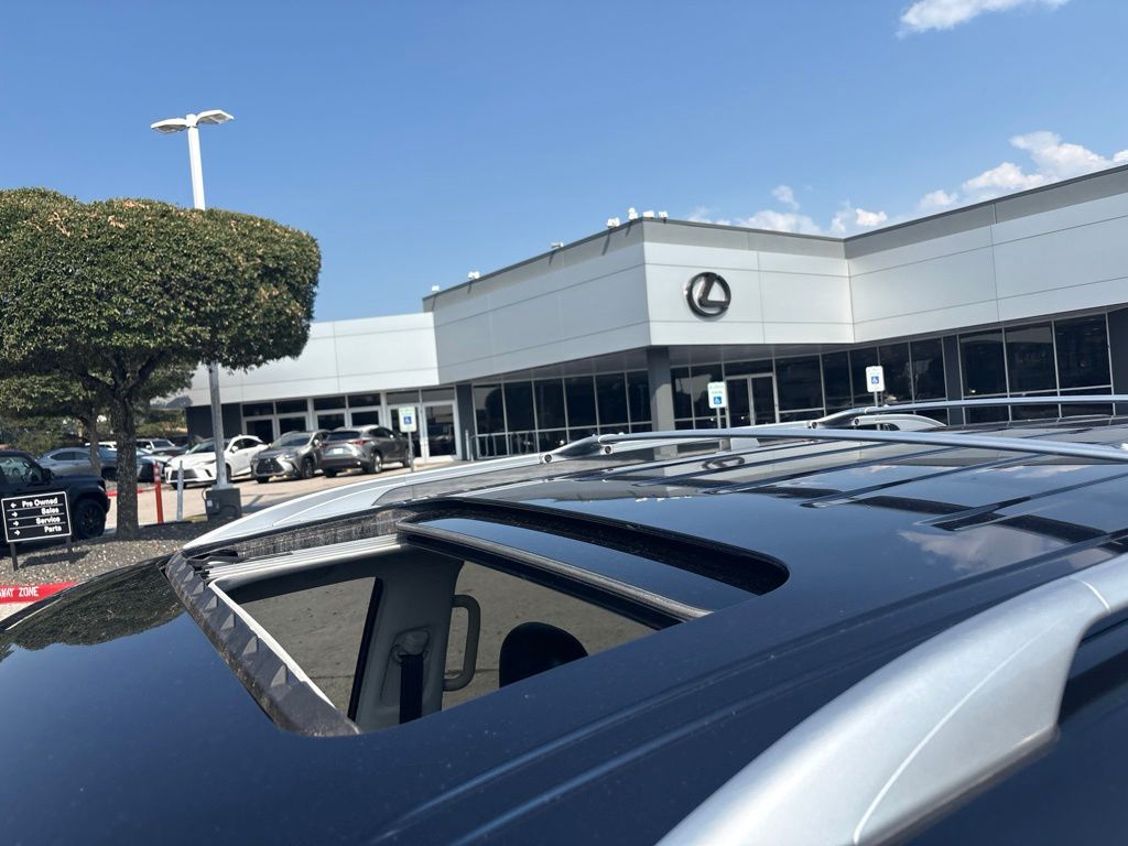 Thumbnail: 2020 INFINITI QX80 - 10
