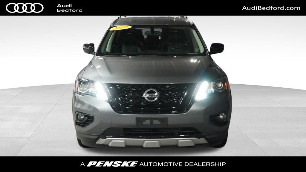 2019 Nissan Pathfinder SV 2