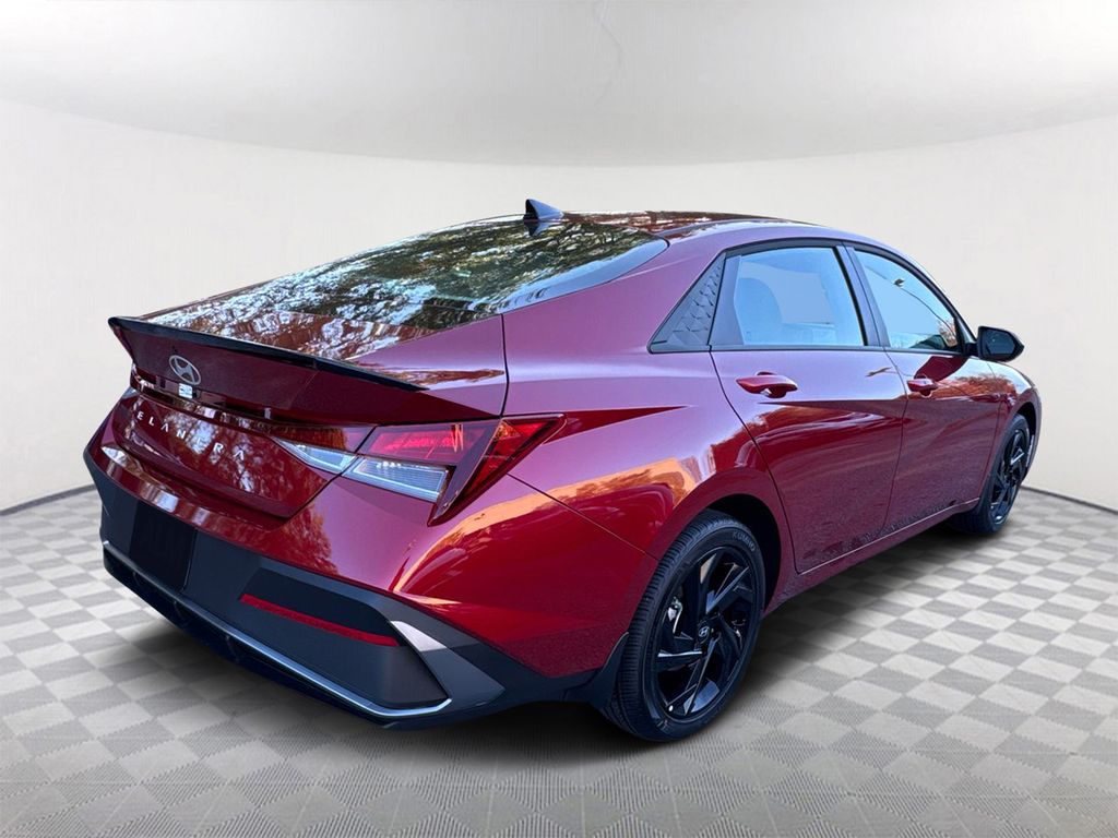 2026 Hyundai Elantra SEL Sport - 4