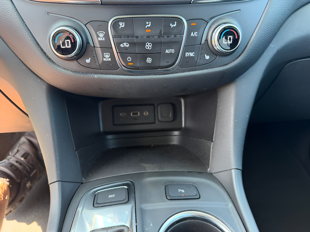 Used 2024 Chevrolet Equinox SUV