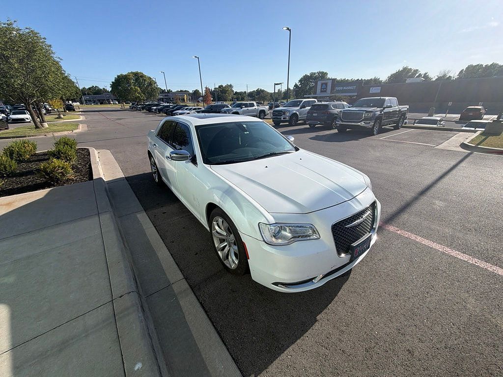 White (Ivory) 2015 Chrysler 300 Sedan Rear-Wheel Drive 8-Speed Automatic