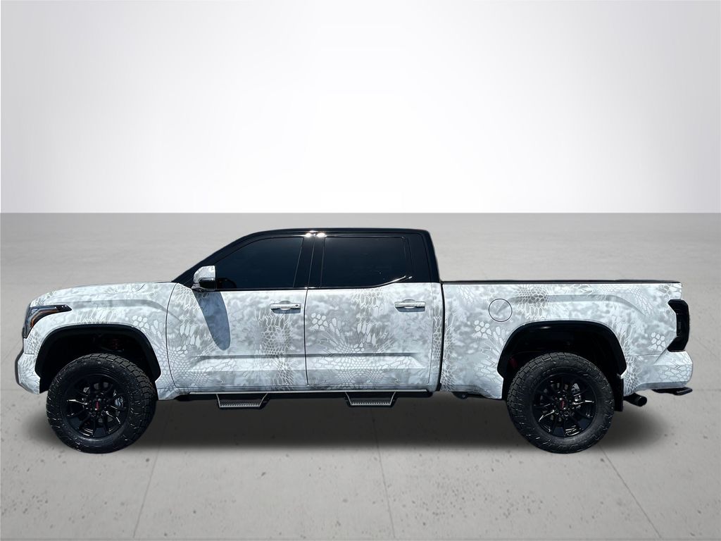 2025 Toyota Tundra Hybrid Platinum