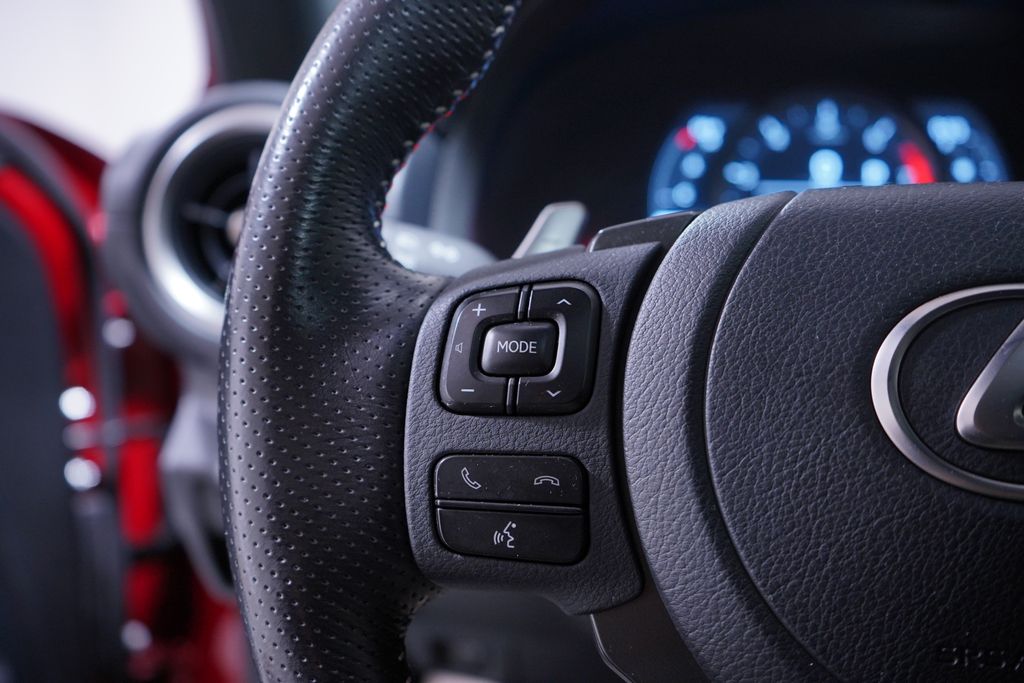 Thumbnail: 2022 Lexus IS - 20