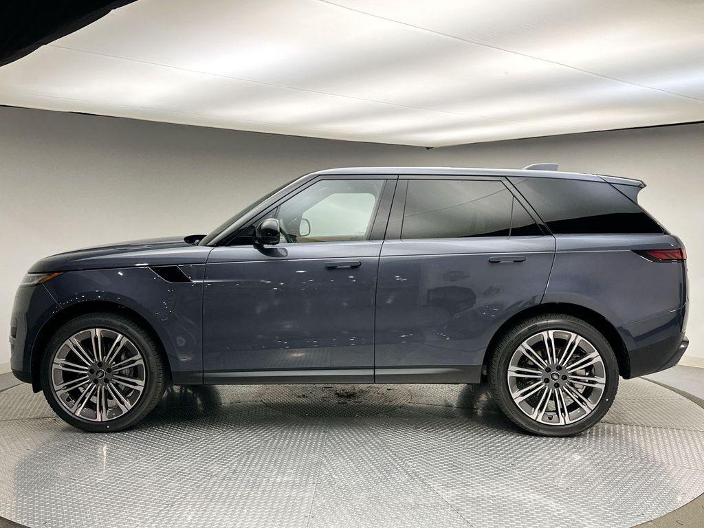 2025 Land Rover Range Rover Sport SE 2