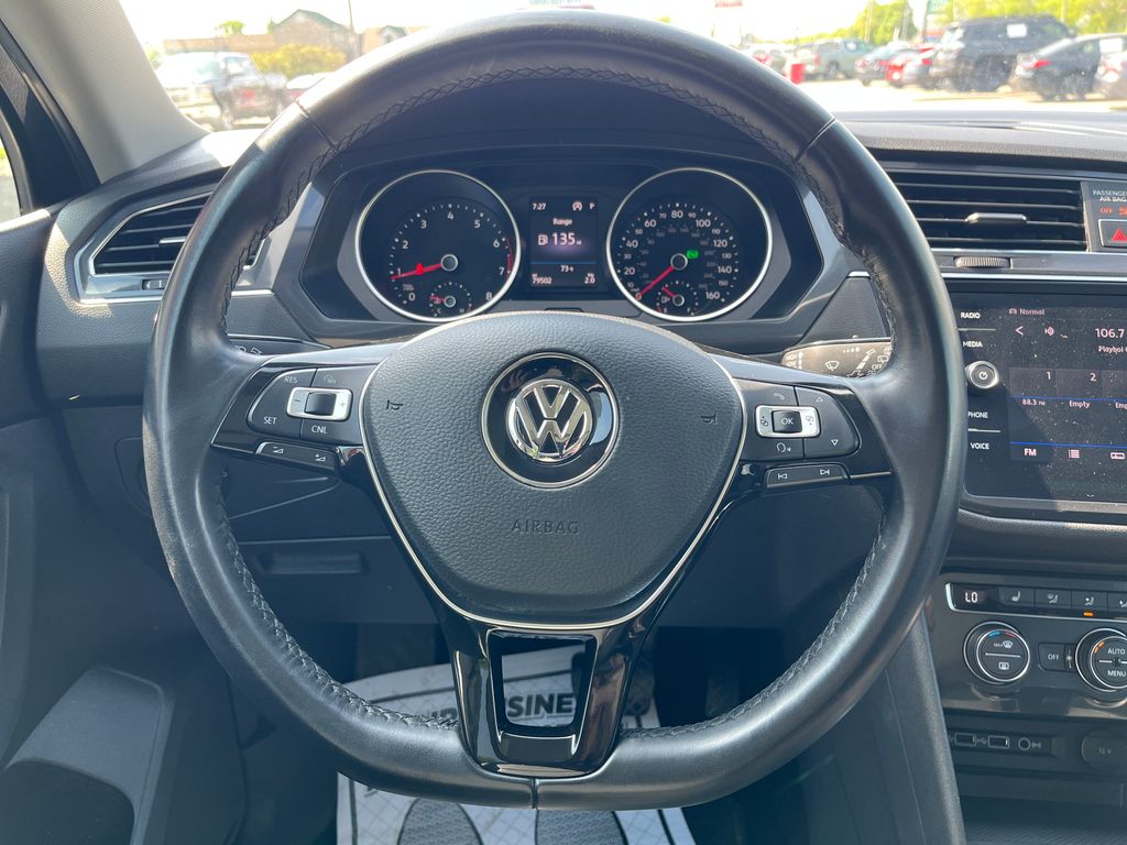 2018 Volkswagen Tiguan 2.0T SE photo