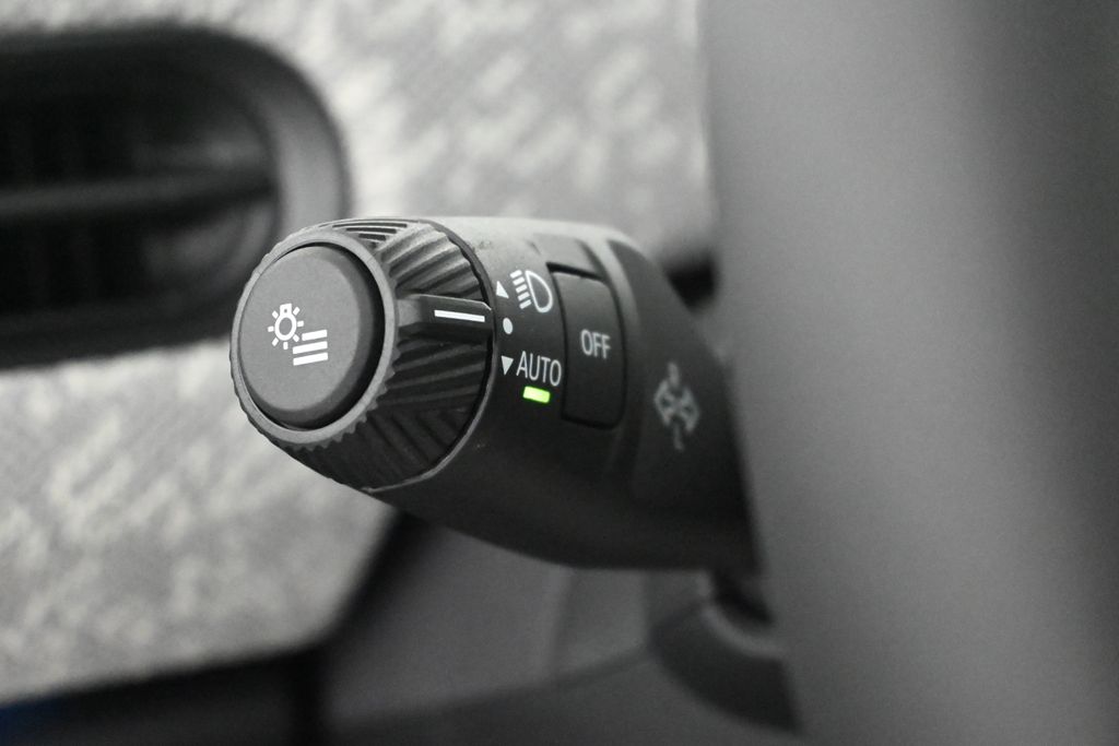 Thumbnail: 2026 MINI Cooper - 24