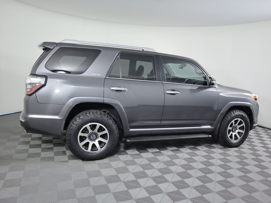 Thumbnail: 2019 Toyota 4Runner - 4