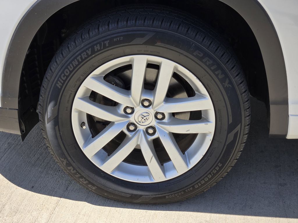 View vehicle photo 7