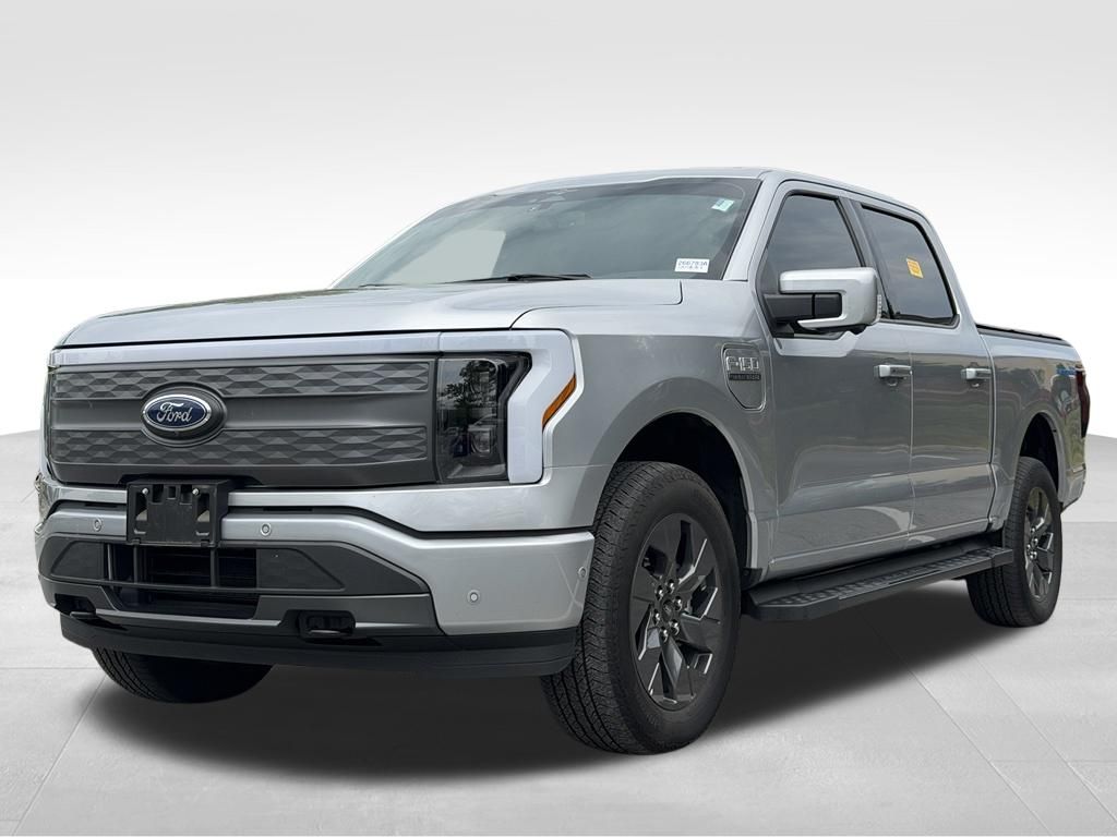 2023 Ford F-150 Lightning LARIAT