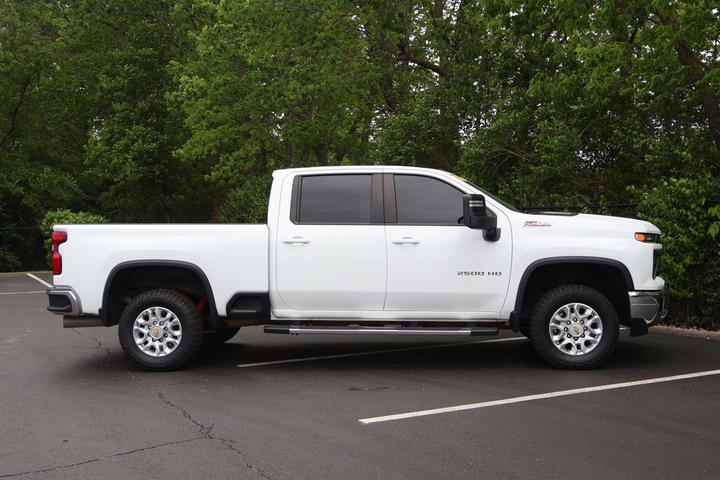 Thumbnail: 2024 Chevrolet Silverado 2500 - 12