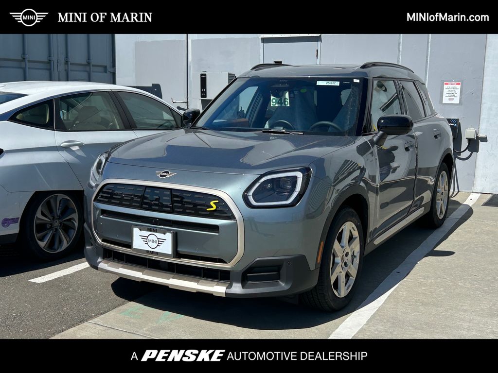 2025 MINI Cooper Countryman Iconic -
                Corte Madera, CA