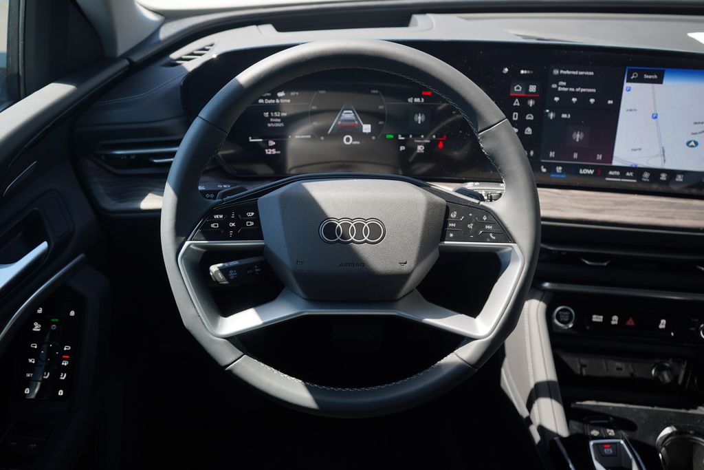 Thumbnail: 2025 Audi Q5 - 9