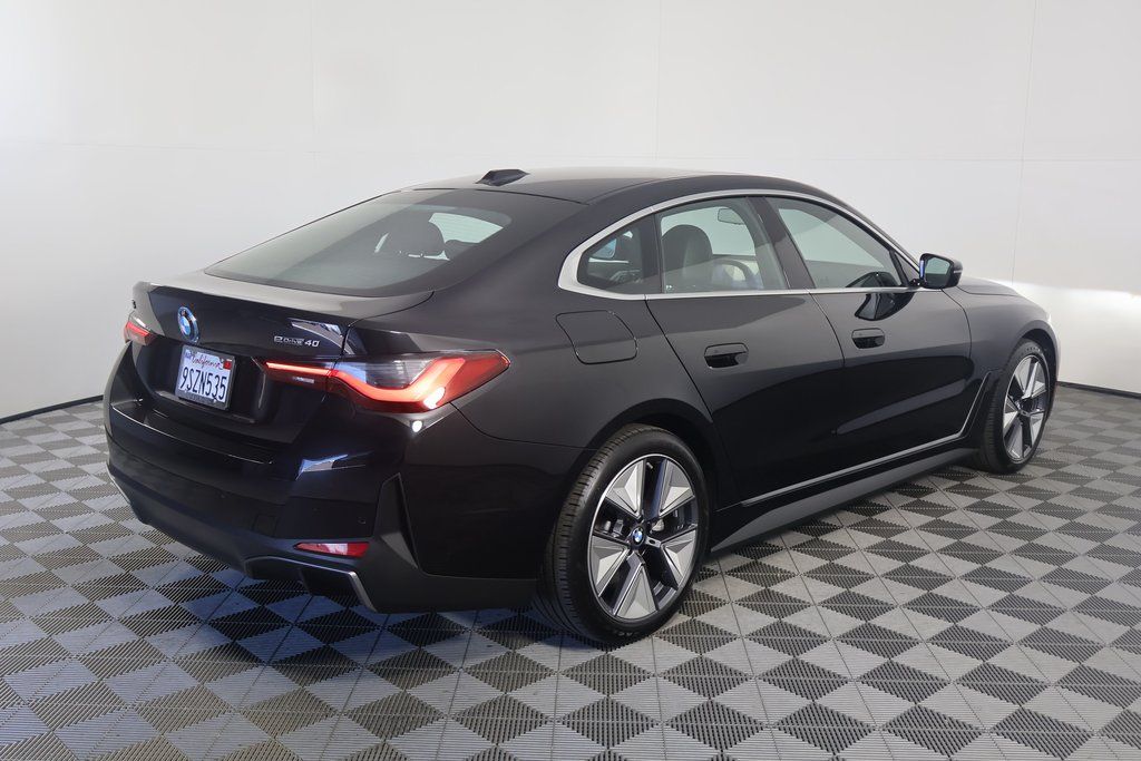 Thumbnail: 2025 BMW i4 - 4