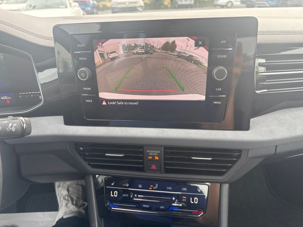 2026 Volkswagen Jetta 1.5T SE White at Sutliff Volkswagen