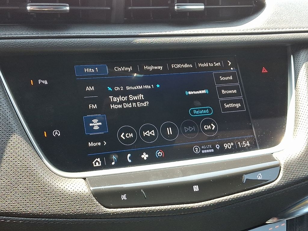 Thumbnail: 2021 Cadillac XT5 - 17