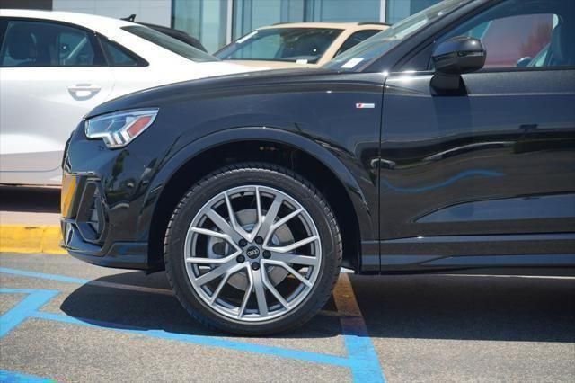 Thumbnail: 2025 Audi Q3 - 2